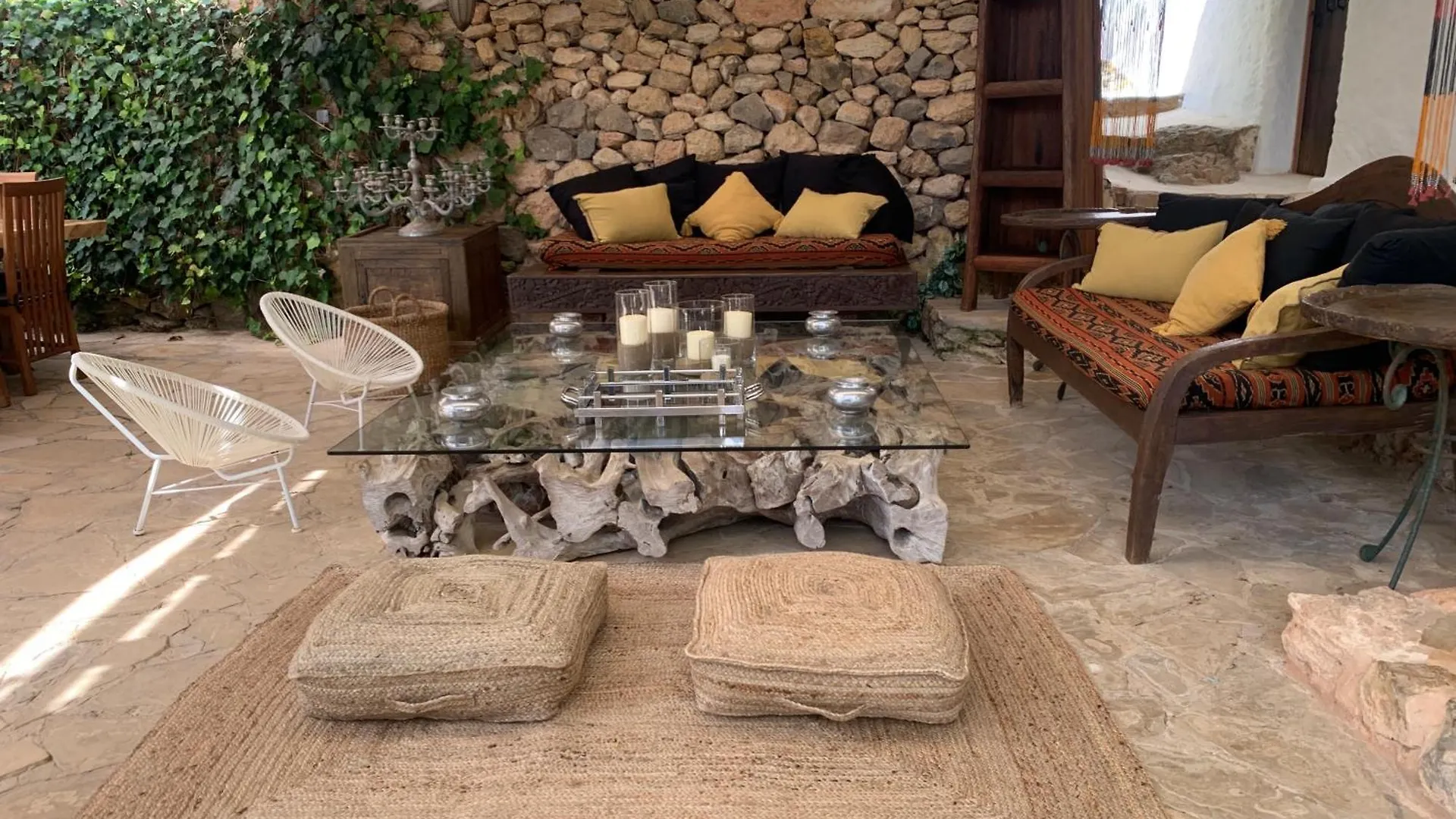 Villa Sun Door - Amazing 6 Bedroom With Private Pool Sant Carles de Peralta Spain